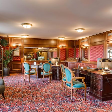 Le Palace De Menthon Εξωτερικό φωτογραφία The hotel's lobby