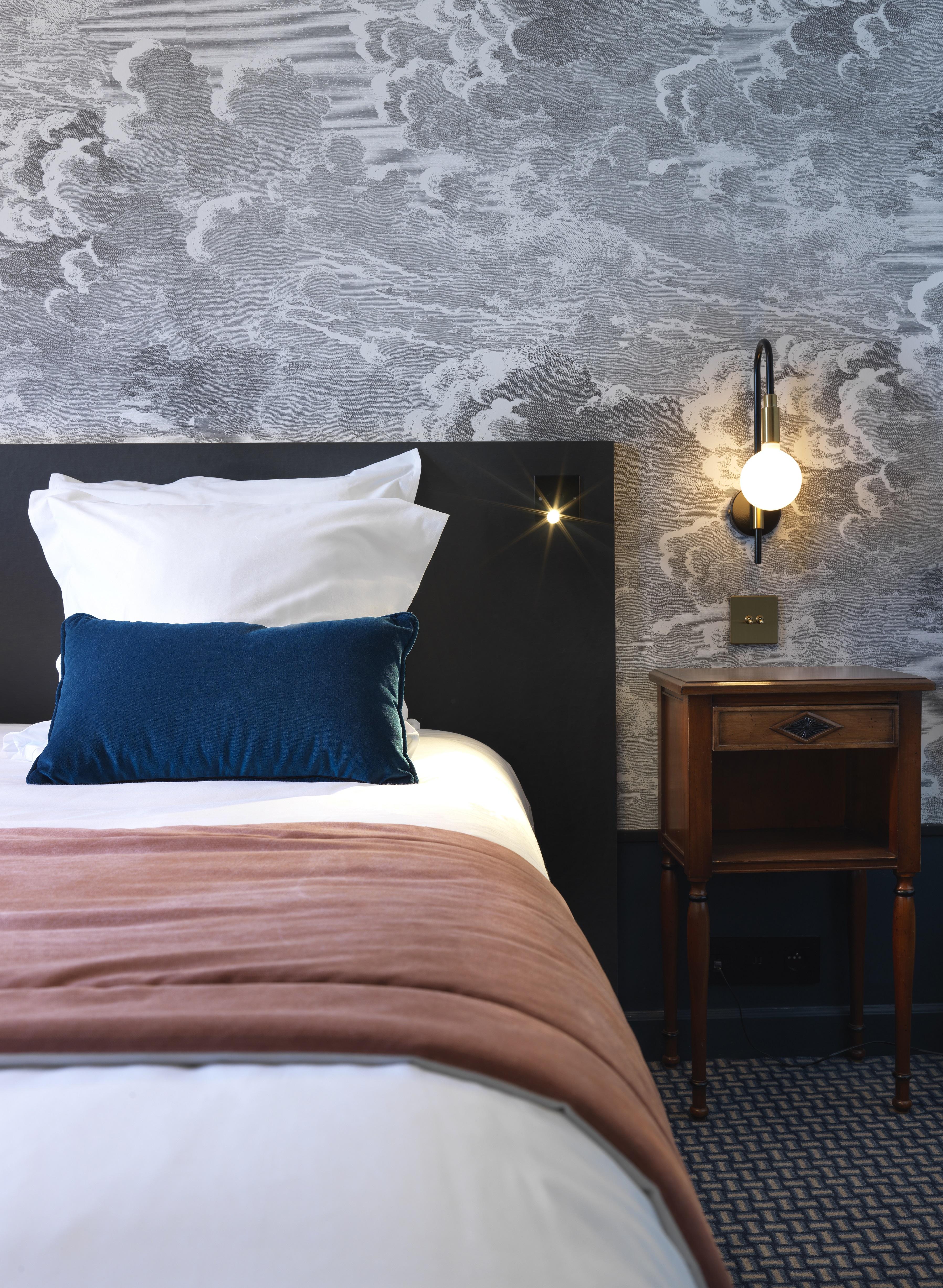 Le Palace De Menthon Εξωτερικό φωτογραφία A bedroom at the hotel