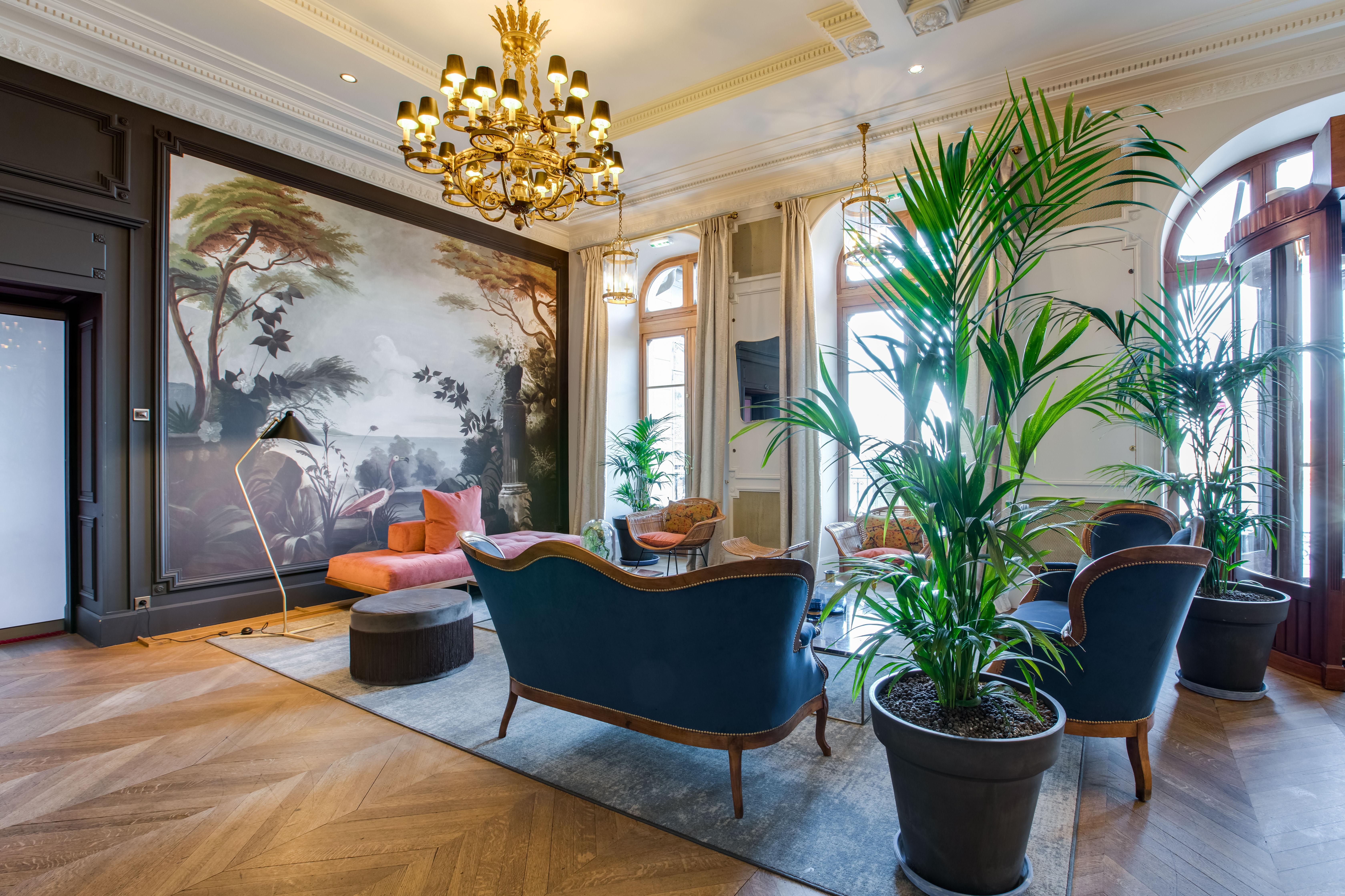 Le Palace De Menthon Εξωτερικό φωτογραφία The lobby of the hotel