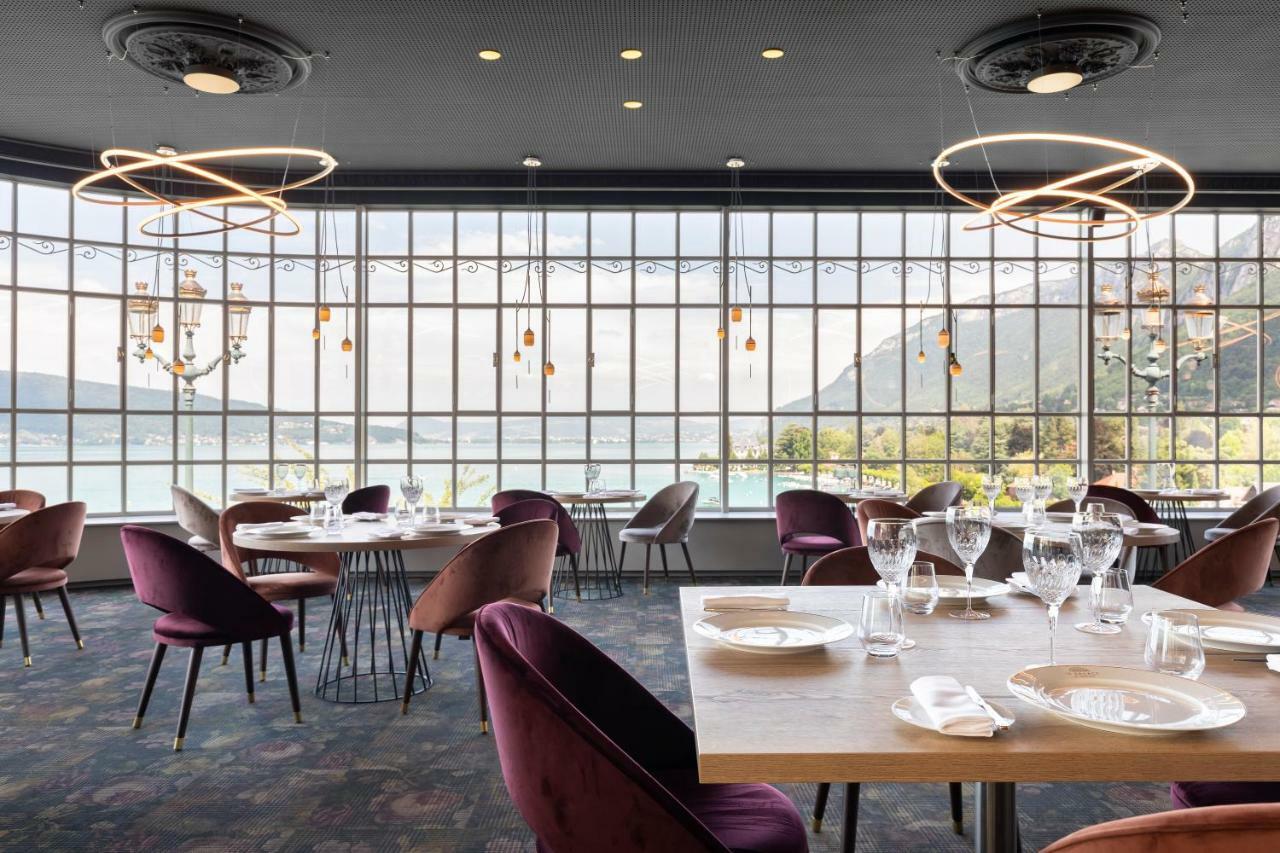 Le Palace De Menthon Εξωτερικό φωτογραφία Restaurant