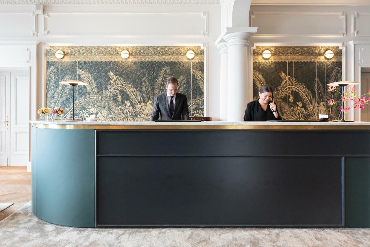 Le Palace De Menthon Εξωτερικό φωτογραφία The hotel's reception